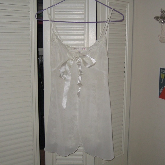 Vintage Victoria’s secret camisole top ribbon tie - Picture 2 of 6
